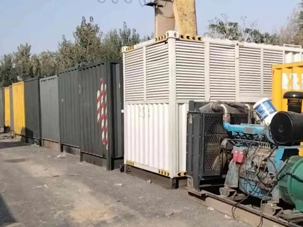 白玉200KW柴油发电机机组每小时油耗是多少？